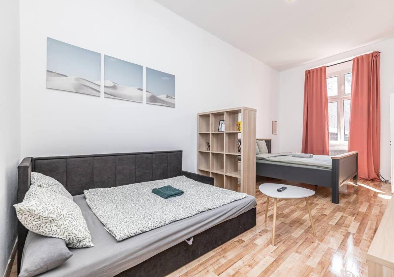 Elegance Apartments 프라하 외부 사진