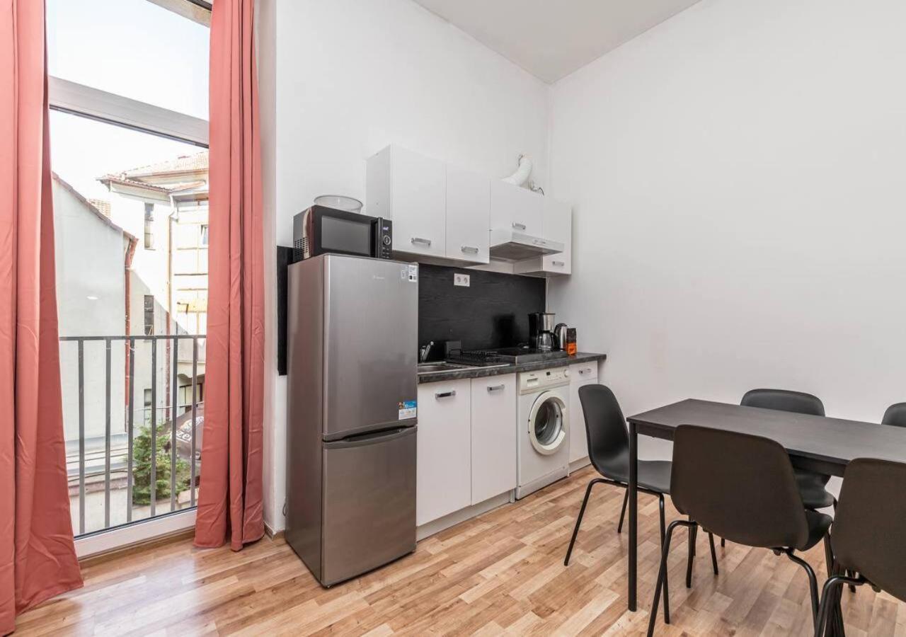 Elegance Apartments 프라하 외부 사진